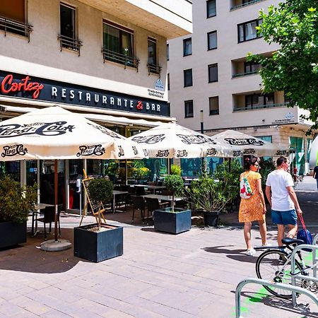 Mega Sale - Book Now - Corvin Royal Apartments Budapest Eksteriør billede